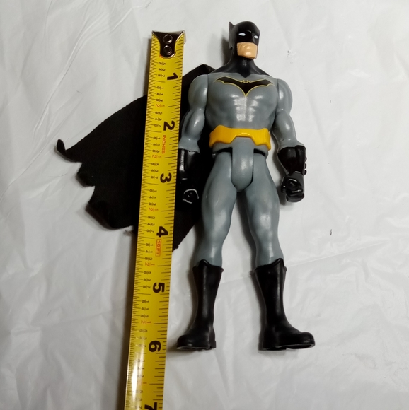 2018 Marvel Spiderman & 2017 Mattel Batman 6" Action Figures - Picture 8 of 13